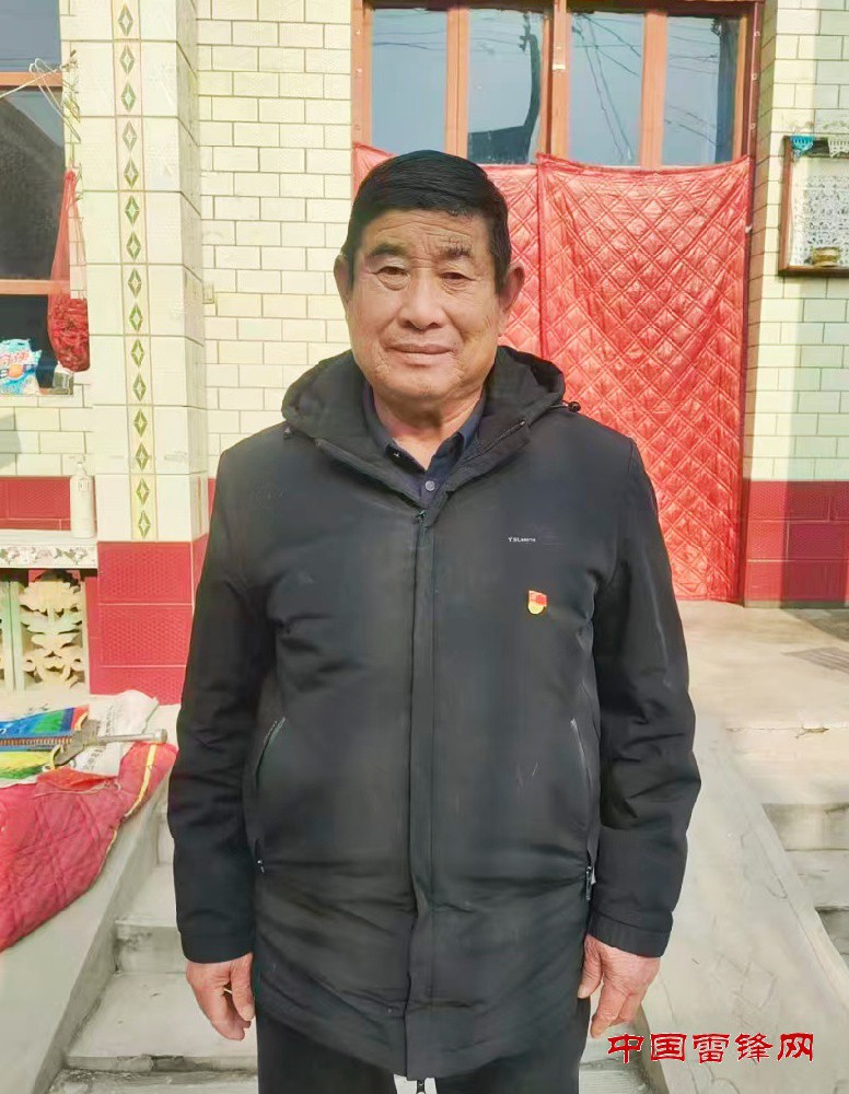 寒冬跃冰河 党员显担当——六旬党员王海霞勇救落水青年”