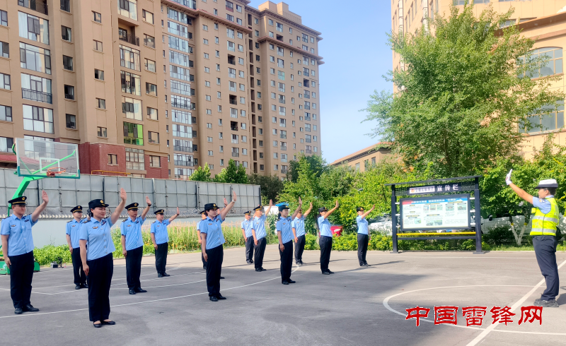 淬炼作风强根基 砺兵实训树形象  ——伊犁执法支队扎实开展军事化集中训练”