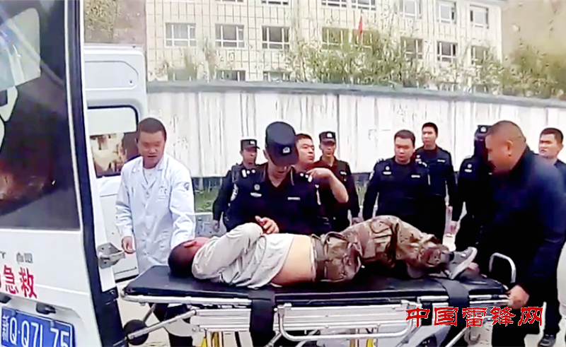 暖心守护！检查站民警及时救助突发疾病群众”