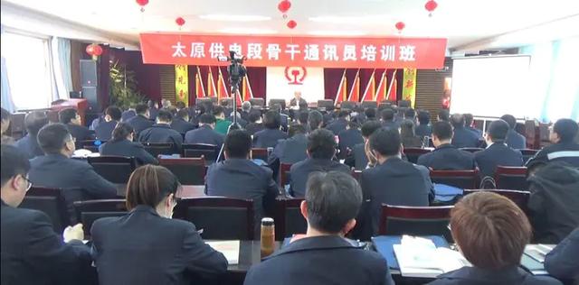 范世林:立足本职笔不辍 踏实敬业成果多